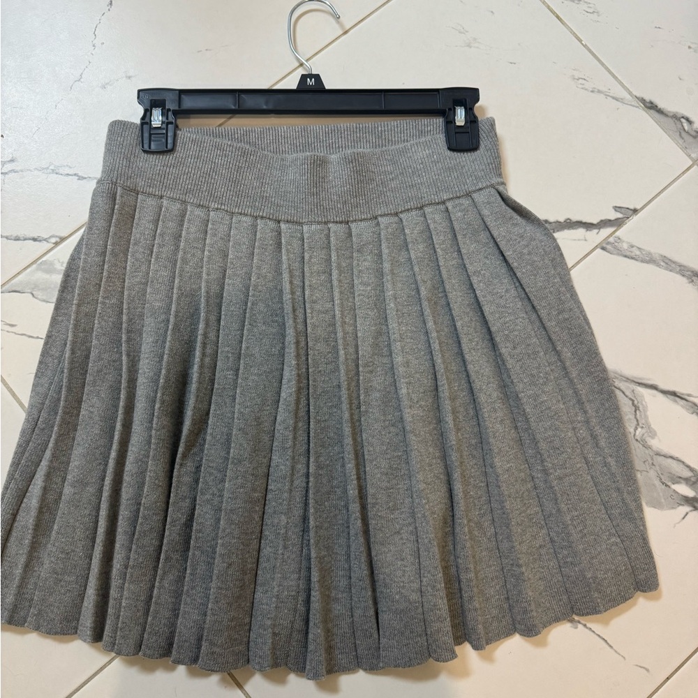 Gray Pleated Skirt
